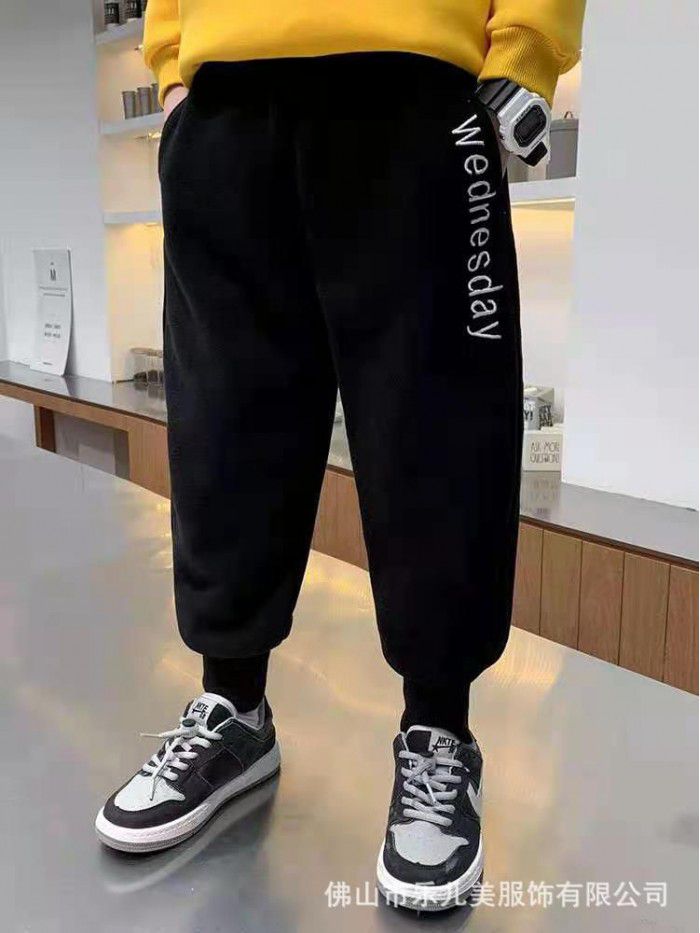  spring and autumn sports pants casual pants in a factory 