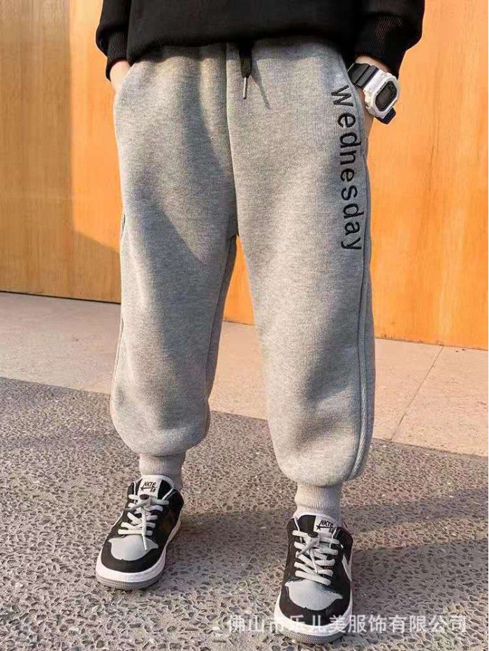  spring and autumn sports pants casual pants in a factory 