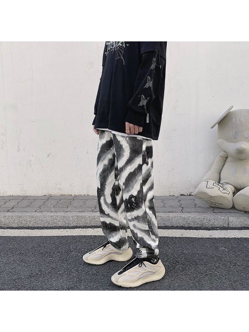 Spring and summer  New Retro loose straight jeans ...