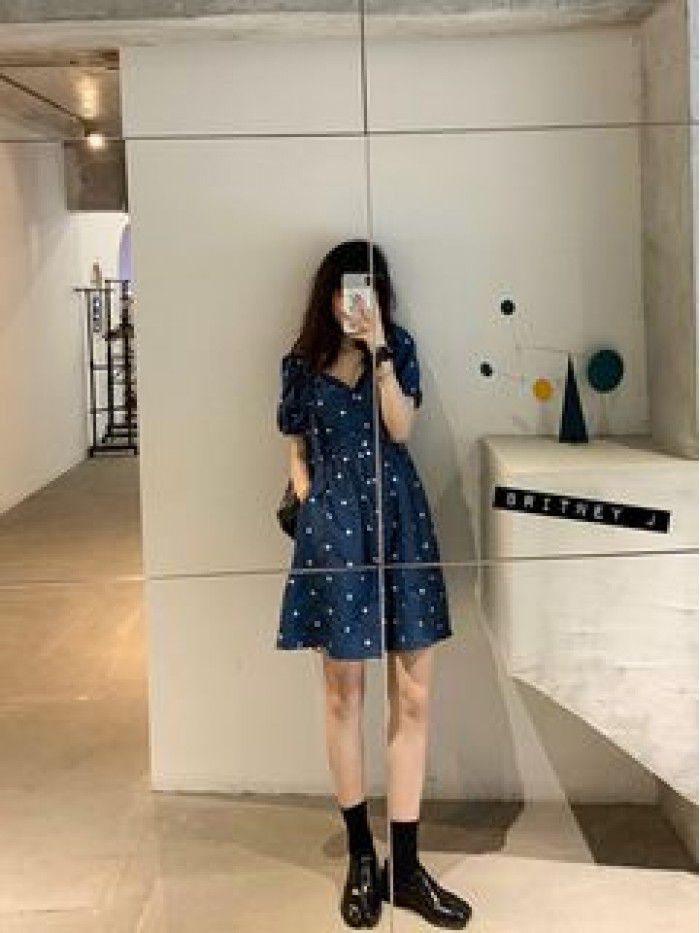 Little Junjun Britney Spears embroidered dress lady blue temperament goddess fan Shouyao skirt summer 