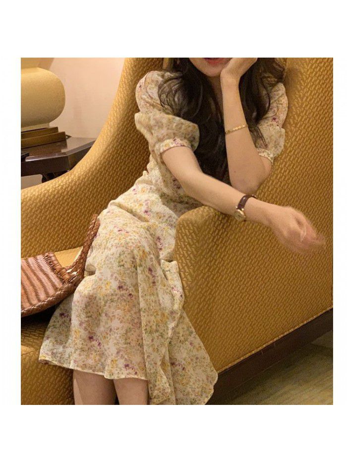 New product of  spring: Huaying sea night and midsummer / temperament: Korean floral long dress can be sent in one piece 