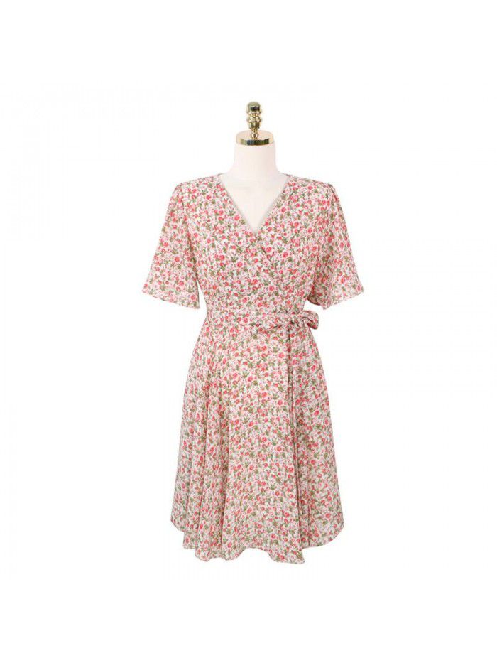 Can be sweet can be salt French sweet first love small waist show thin temperament V-neck small Flower Chiffon dress woman  Can be sweet can be salt French sweet first love small waist show thin temperament V-neck small Flower Chiffon dress woman