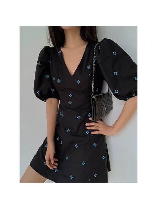 Left women's V-neck embroidery medium length ...