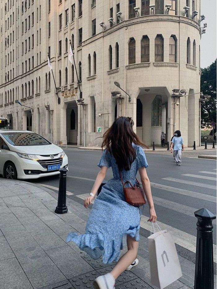 French retro soft floral dress women's summer chiffon long dress design first love dress   French retro soft floral dress women's summer chiffon long dress design first love dress