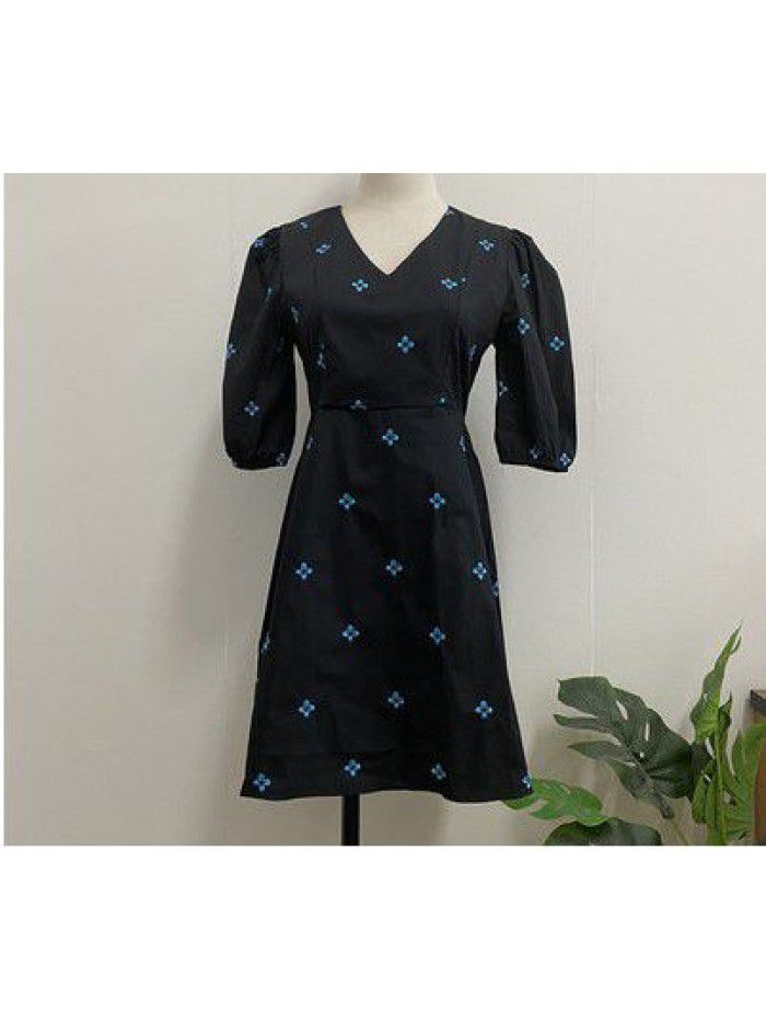 Left women's V-neck embroidery medium length skirt  summer new bubble sleeve high waist dress 