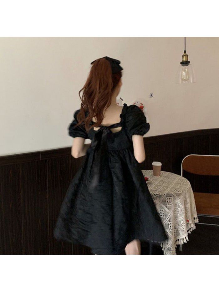 Hepburn wind can salt sweet temperament goddess fan dress, French small square collar bubble sleeve a word princess skirt 