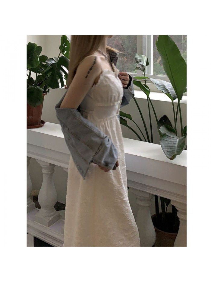 It's really nice to wear, close your eyes Bi into the other Ju, with a neckline and Auricularia auricula edge. It's a special goddess skirt for the goddess Festival 