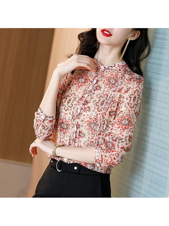 Sand washed silk printed shirt with versatile femininity and pleated design 