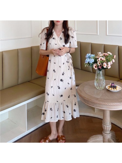 Summer  new slim temperament V-neck waist short sl...