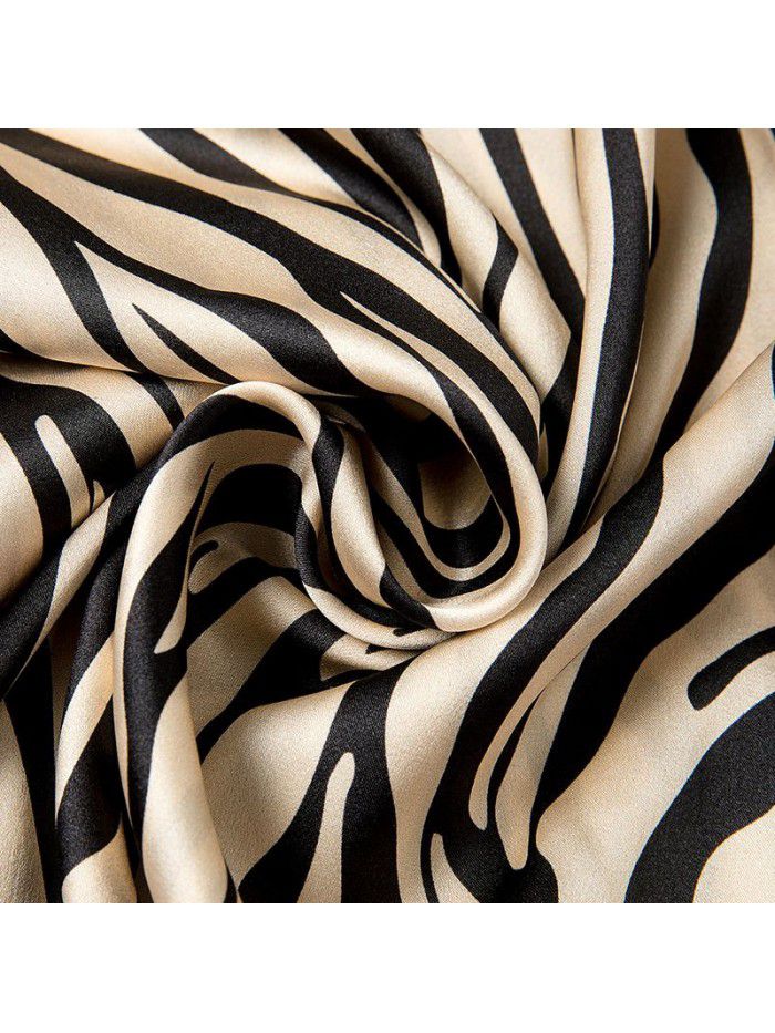 Zebra pattern Short Sleeve Silk T-shirt women's new summer T-shirt loose design minority Stretch Satin shirt light ripe 