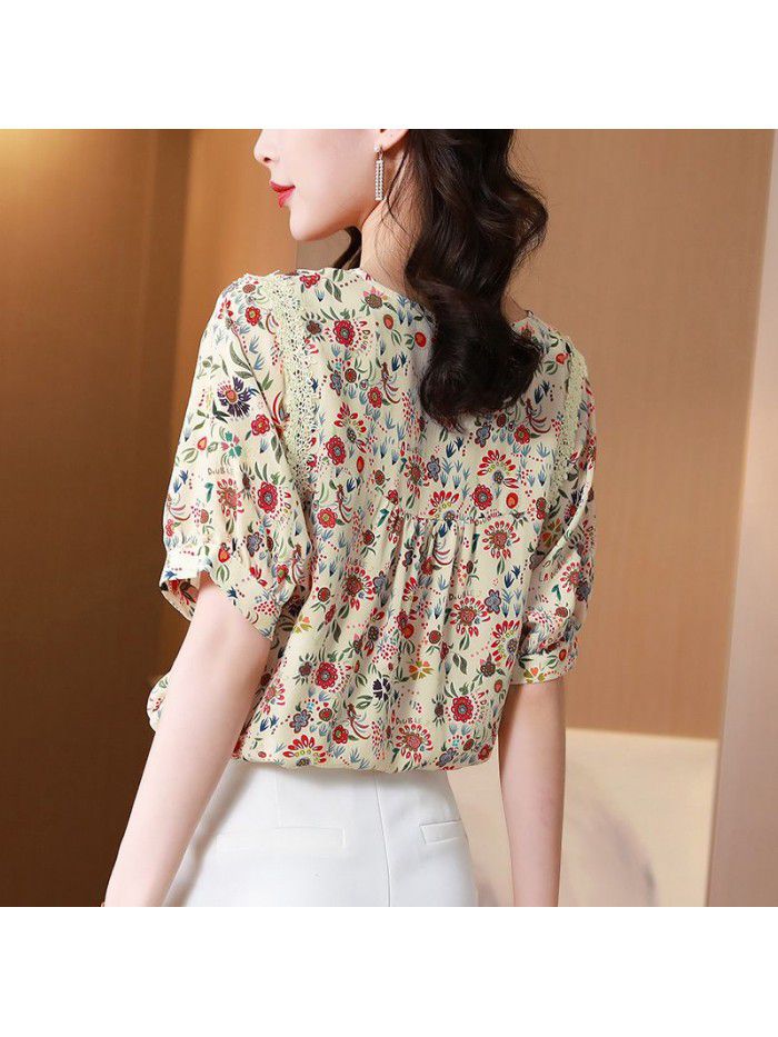 Silk shirt women's Retro French V-neck small floral shirt summer silk top short sleeve design 