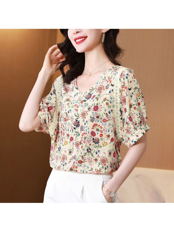 Silk shirt women's Retro French V-neck small floral shirt summer silk top short sleeve design 