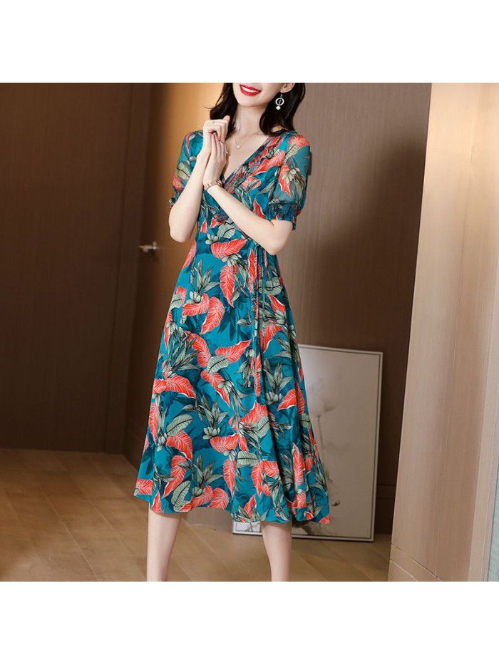 Foreign style silk dress  new summer lady's popular skirt  Foreign style silk dress  new summer lady's popular skirt