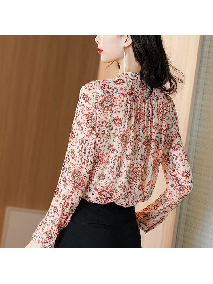Sand washed silk printed shirt with versatile femininity and pleated design 