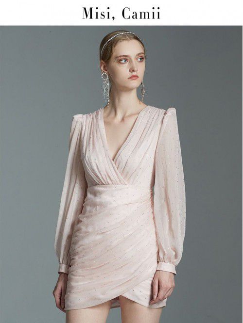 Pink skirt with high waist and elegant temperament
