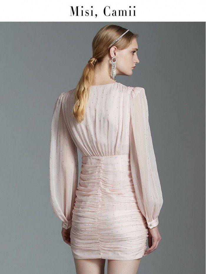 Pink skirt with high waist and elegant temperament