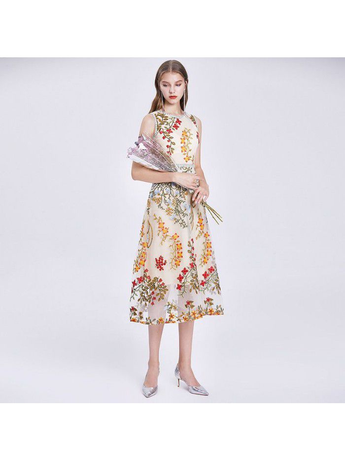 Spring and summer new embroidered flower slim elegant dress