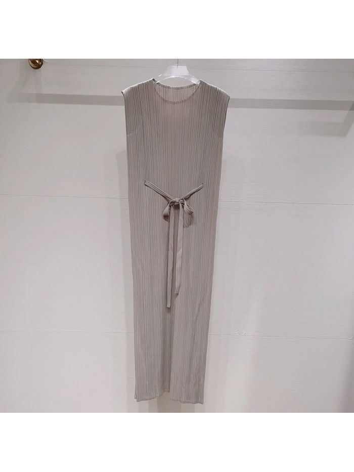 High end pleated PP mid length dress with a stylish and slimming fit and a lace up skirt