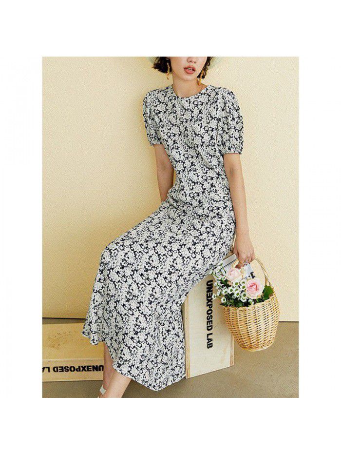Printed waistband slimming dress with fresh French floral floral floral charm for ladies and ladies commuting 