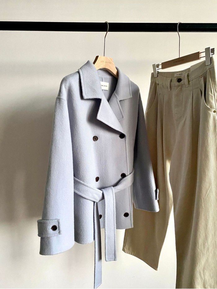Retro lapel collar double breasted coat for women's winter new silhouette wool double-sided woolen coat