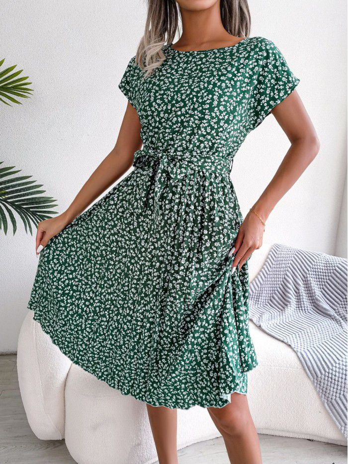 Spring and summer new casual short-sleeved floral pleated skirt 