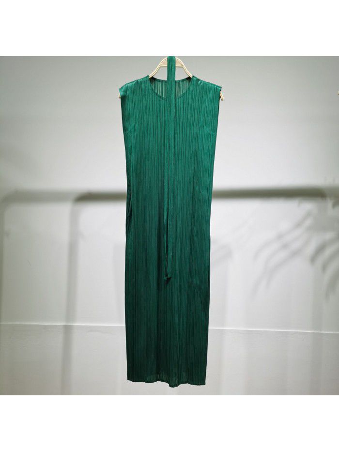 High end pleated PP mid length dress with a stylish and slimming fit and a lace up skirt