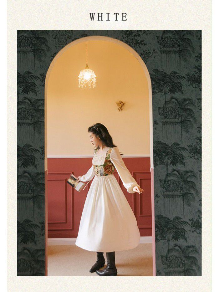 New Real Time Retro Oil Painting Embroidery Spliced Lace up Velvet Dress 