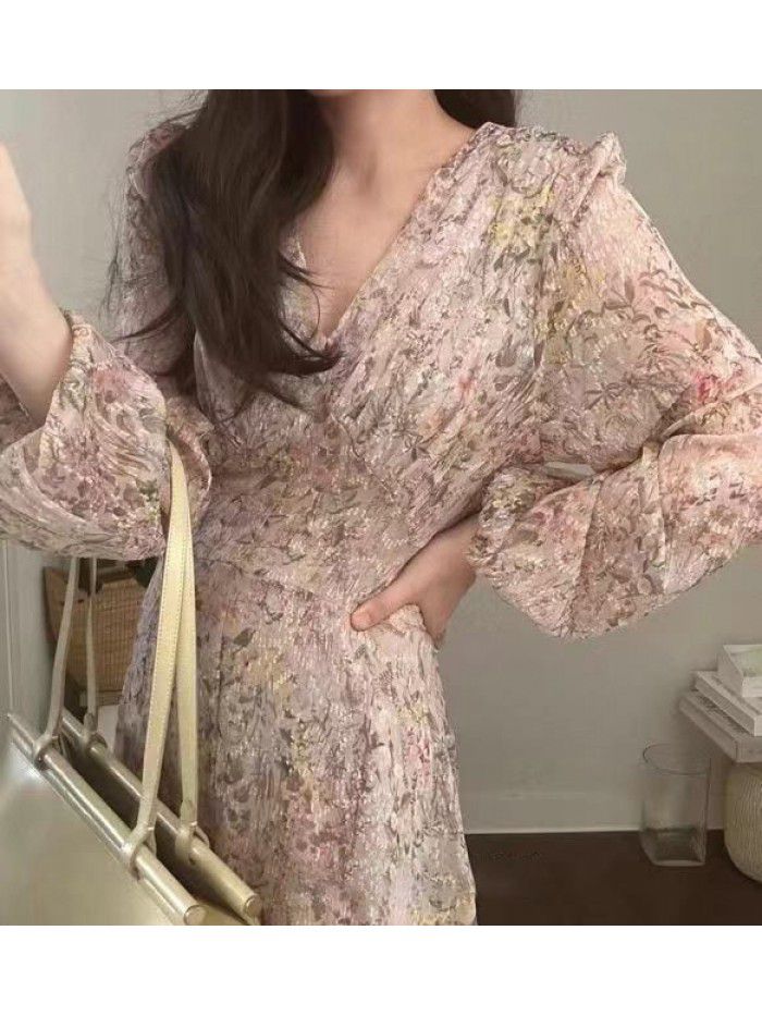 Autumn New Style Gentle and Solid Fairy Fragmented V-neck Chiffon Dress Long Dress  Autumn New Style Gentle and Solid Fairy Fragmented V-neck Chiffon Dress Long Dress