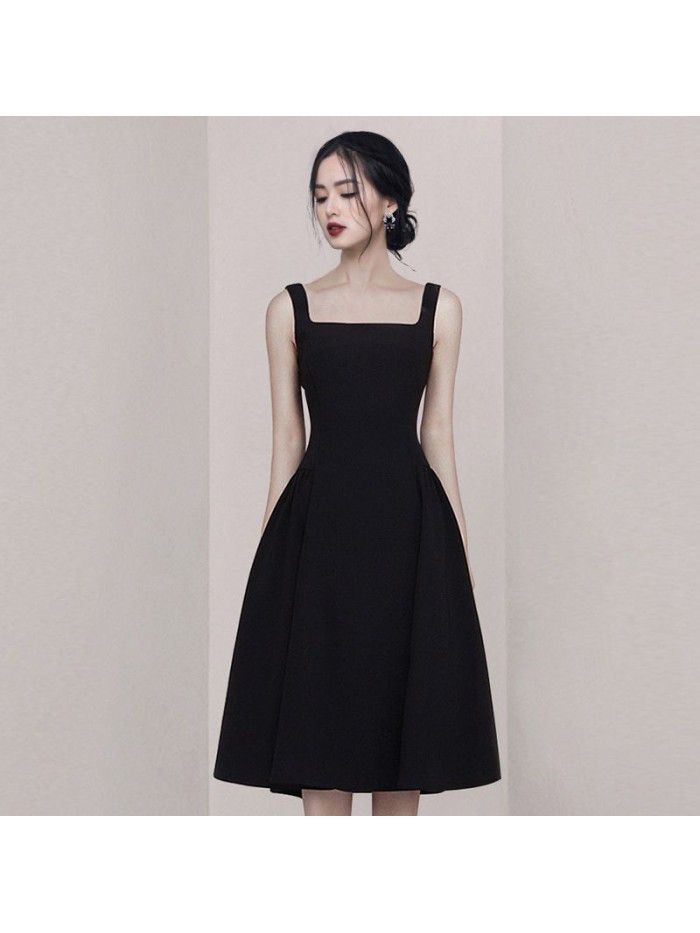 Minimalist suspender dress, French daily outfit, waist up and slimming dress 