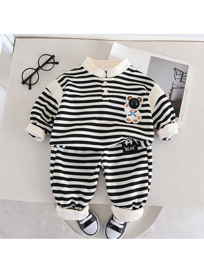 Boys' Spring and Autumn Set New Korean Edition Handsome Men's Treasure Striped Sweatshirt Two Piece Set for Children's Fashion 