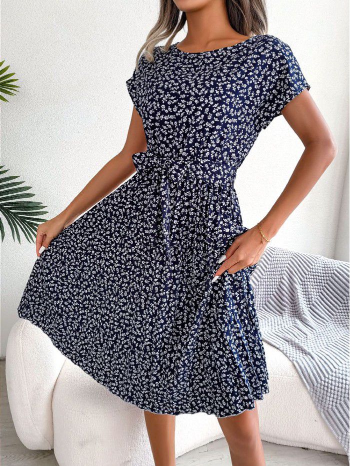 Spring and summer new casual short-sleeved floral pleated skirt 