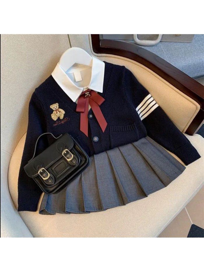 Wind girl pleated skirt, uniform set, westernized new spring clothing, spring and autumn children's internet red 