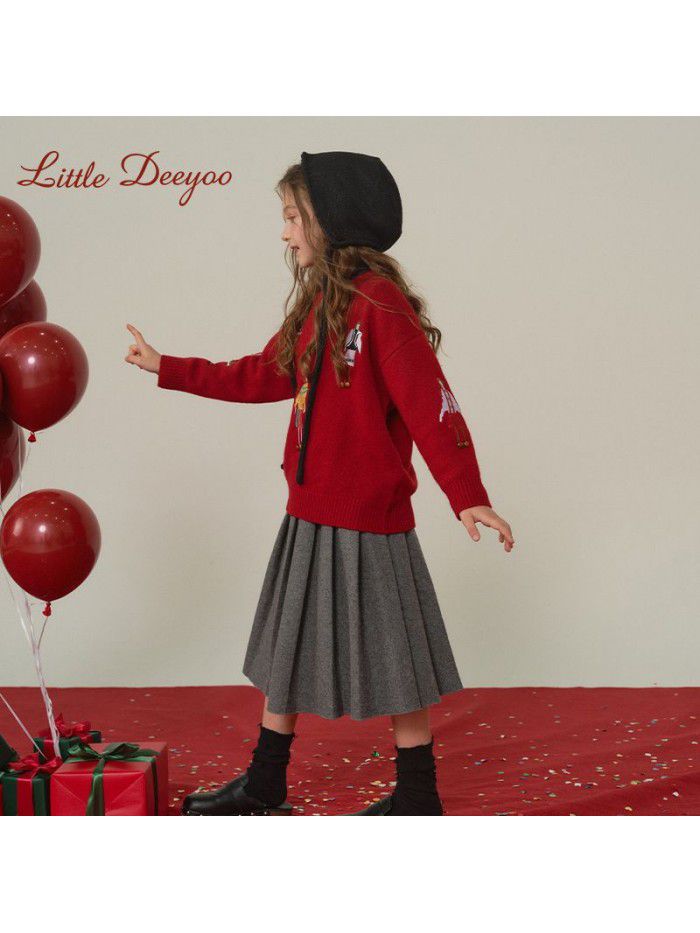 Girls' autumn and winter sweaters, Christmas style children's red New Year clothes, middle-aged children's embroidered Christmas knitwear